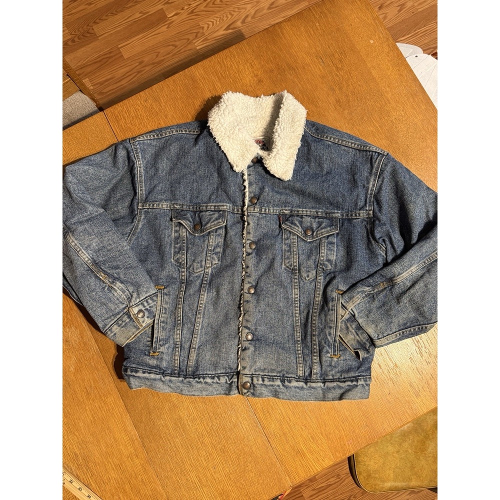 Vintage 1993‎ Levi's Sherpa Lined Denim Trucker Jacket Men's L Made in USA 70505